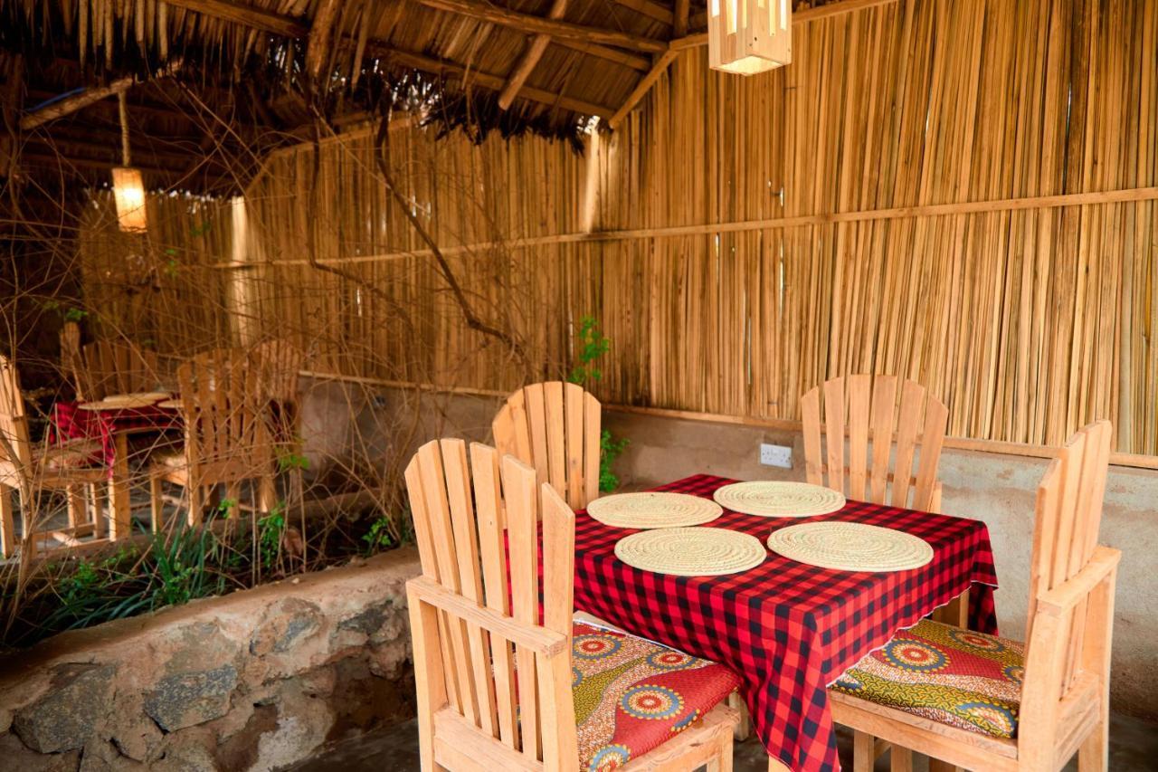 Freedom Inn Аруша Екстериор снимка