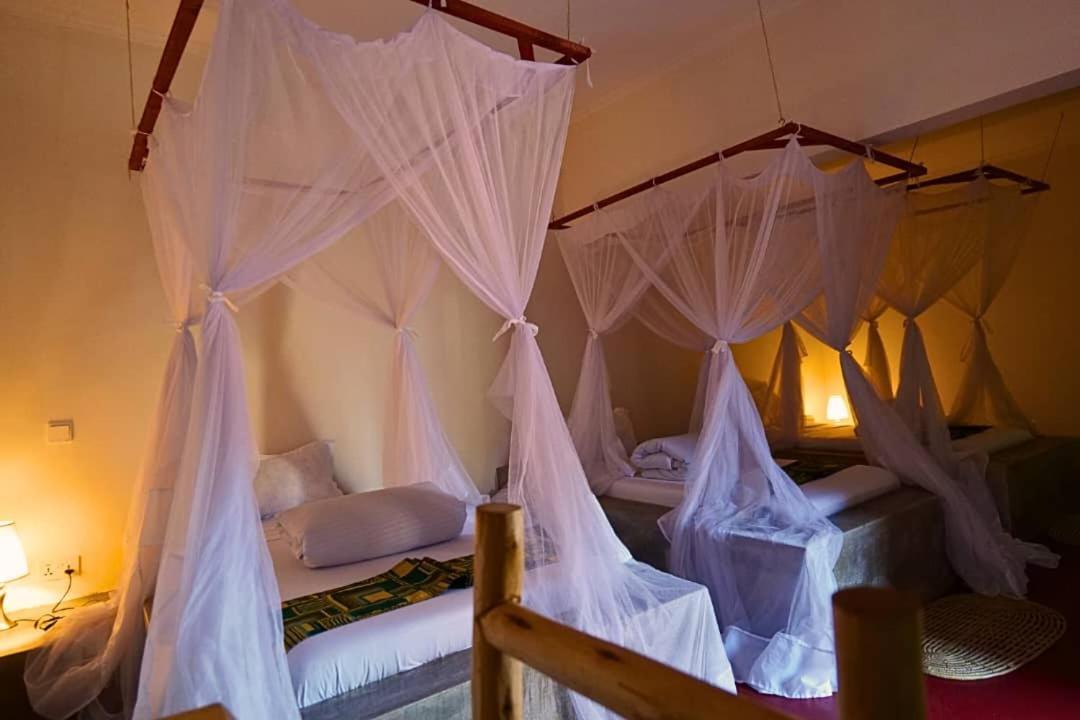 Freedom Inn Аруша Екстериор снимка
